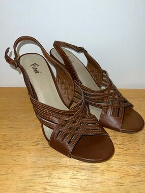 FIONI Clothing Brown Woven Slingback Heels
